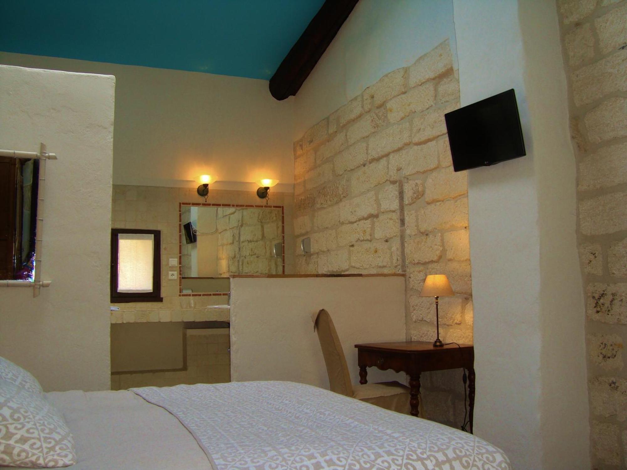 Bed and Breakfast L'Escampe Saturargues Номер фото