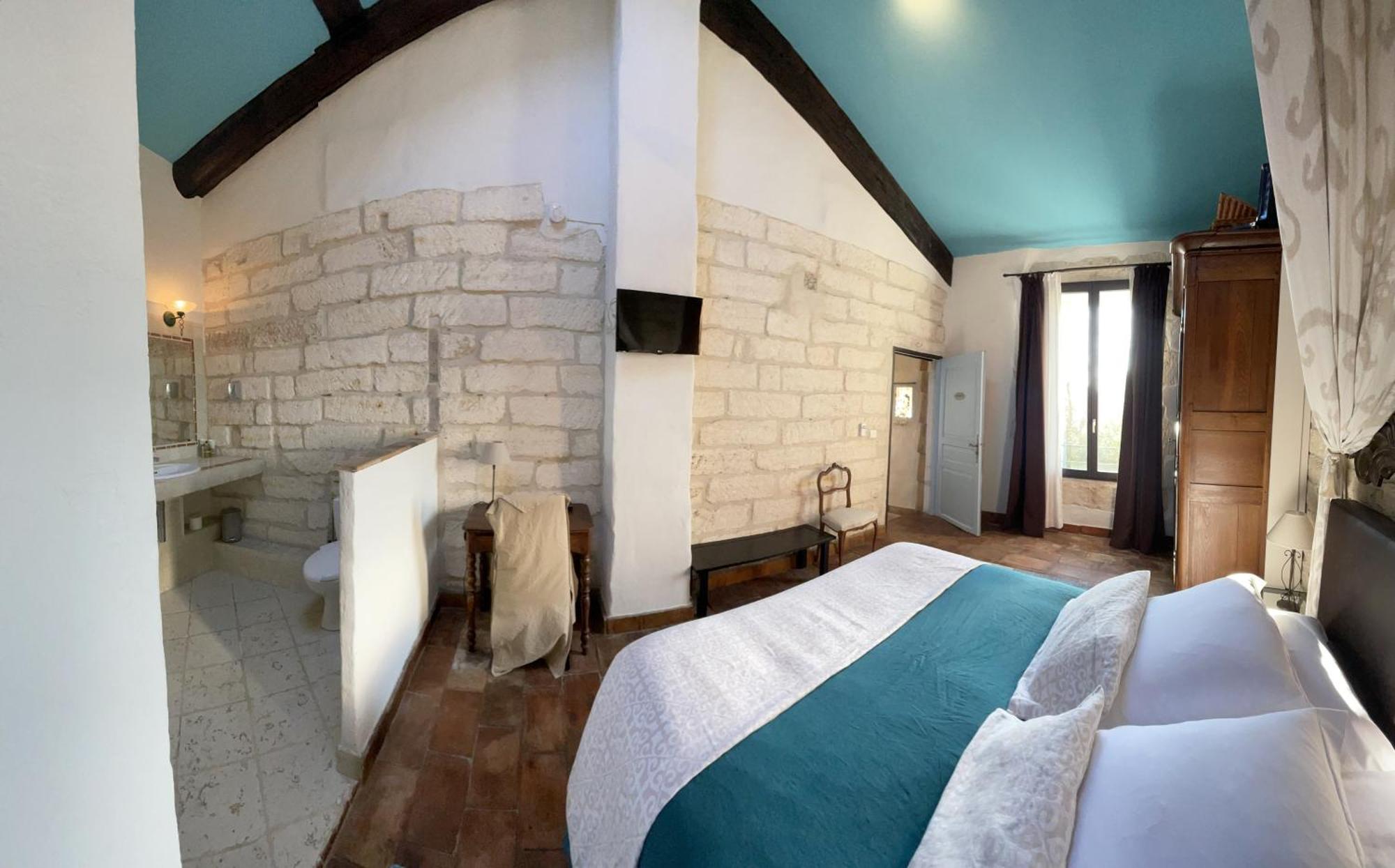 Bed and Breakfast L'Escampe Saturargues Номер фото